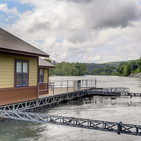Updated Lake Taneycomo Condo With Screened Porch! Бренсън Екстериор снимка
