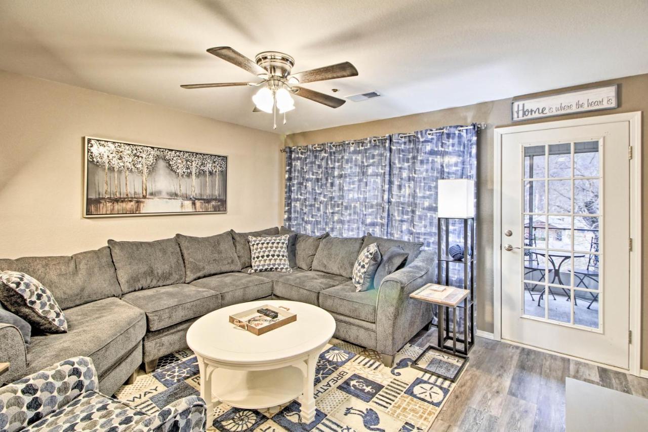 Updated Lake Taneycomo Condo With Screened Porch! Бренсън Екстериор снимка