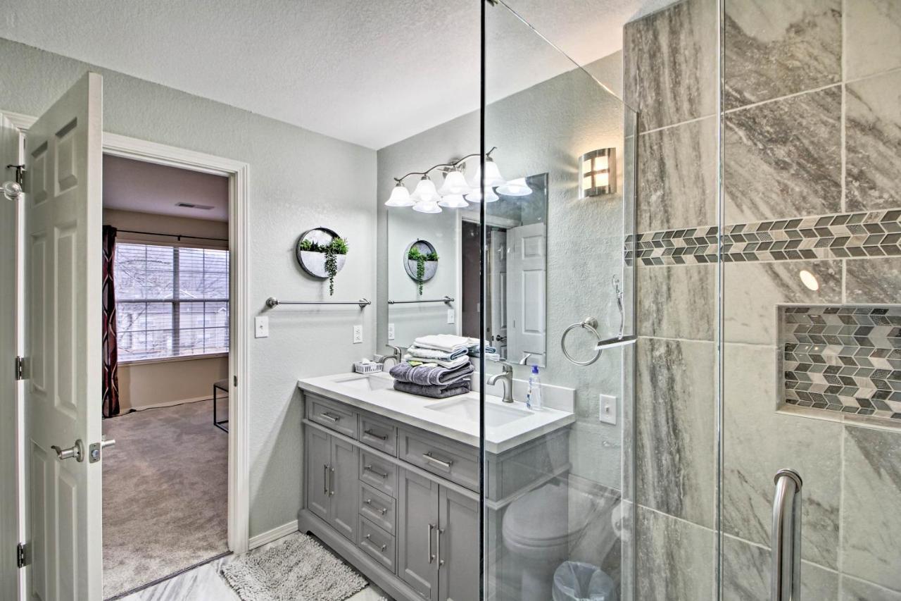 Updated Lake Taneycomo Condo With Screened Porch! Бренсън Екстериор снимка